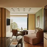 The Emory, Maybourne