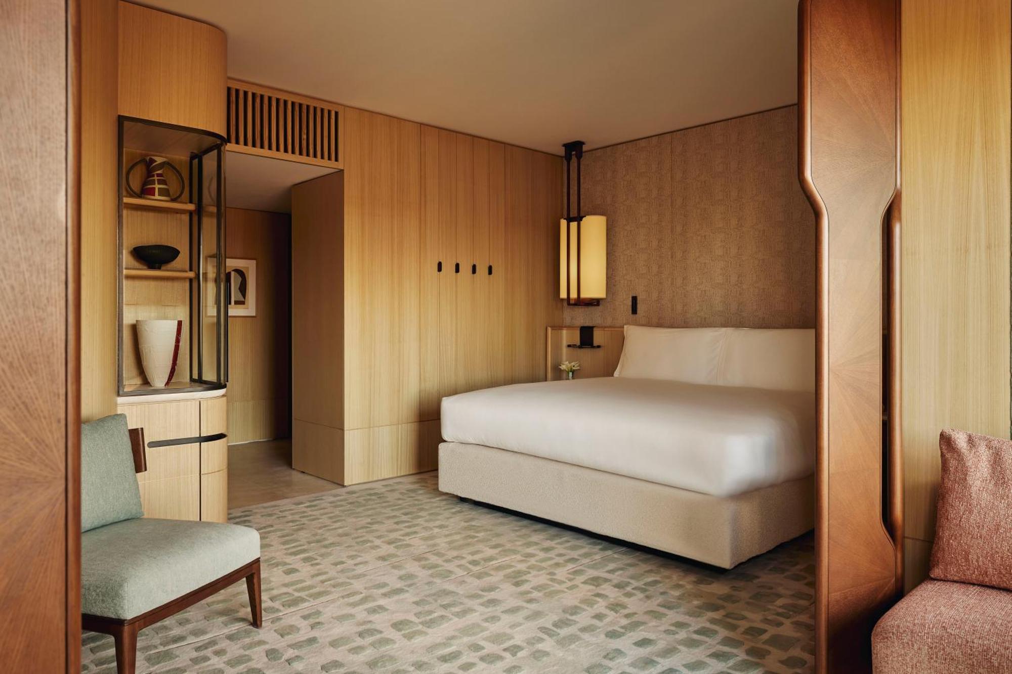 The Emory, Maybourne Hotel 5*